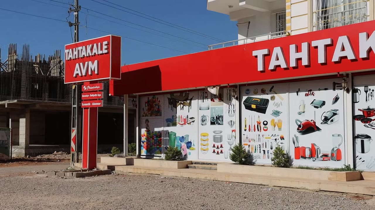 Tahtakale AVM Reyhanlı kompozit cephe üzerine kutu harf tabela ve yol kenarı totem tabela